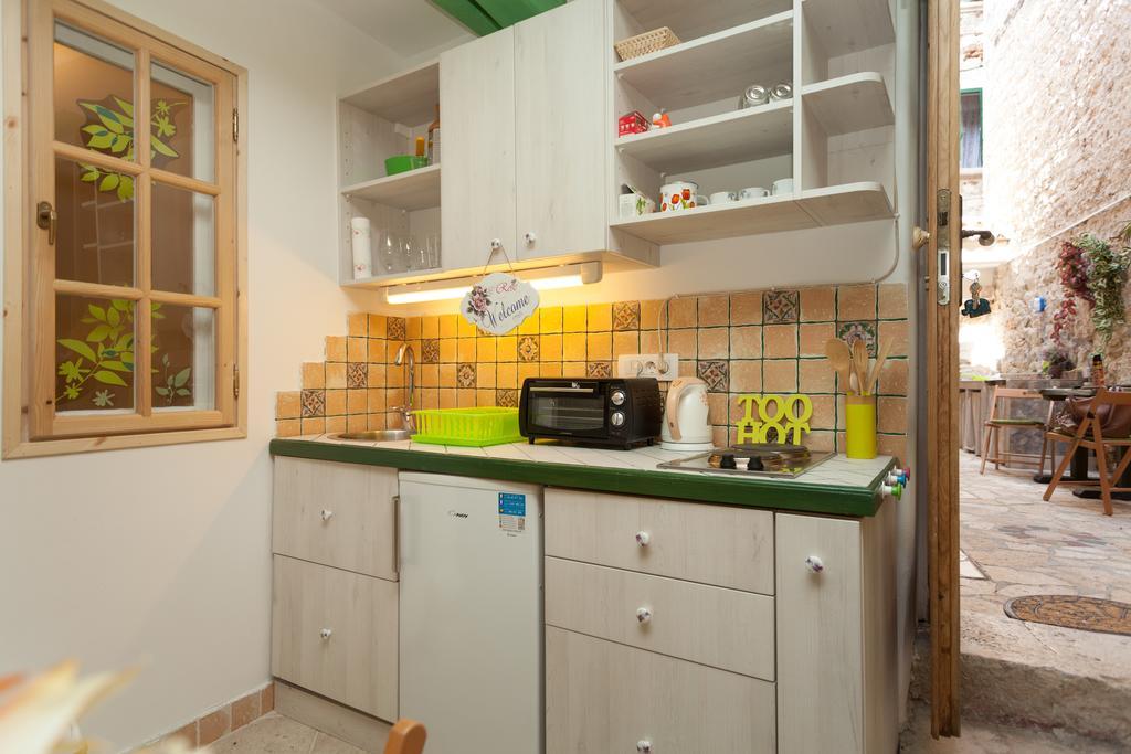 Studio With Garden In روفينج المظهر الخارجي الصورة