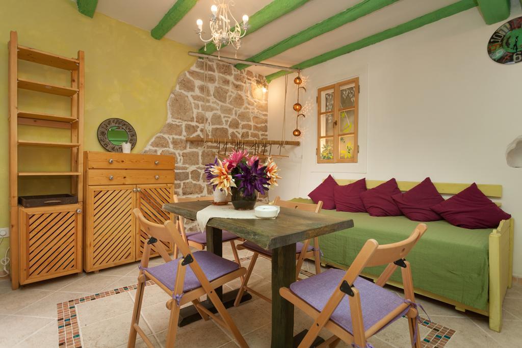 Studio With Garden In روفينج المظهر الخارجي الصورة